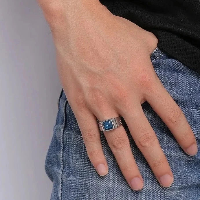 Herrenring mit Zirkonstein